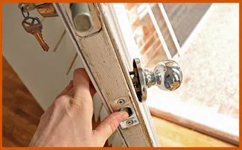 Pontiac MI Locksmith Store Pontiac, MI 248-329-0037 - 12-changing-locks