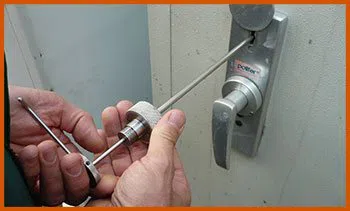 Pontiac MI Locksmith Store Pontiac, MI 248-329-0037 - 5-lock-opening